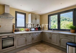  Maison à vendre 8 pièces 195 m²