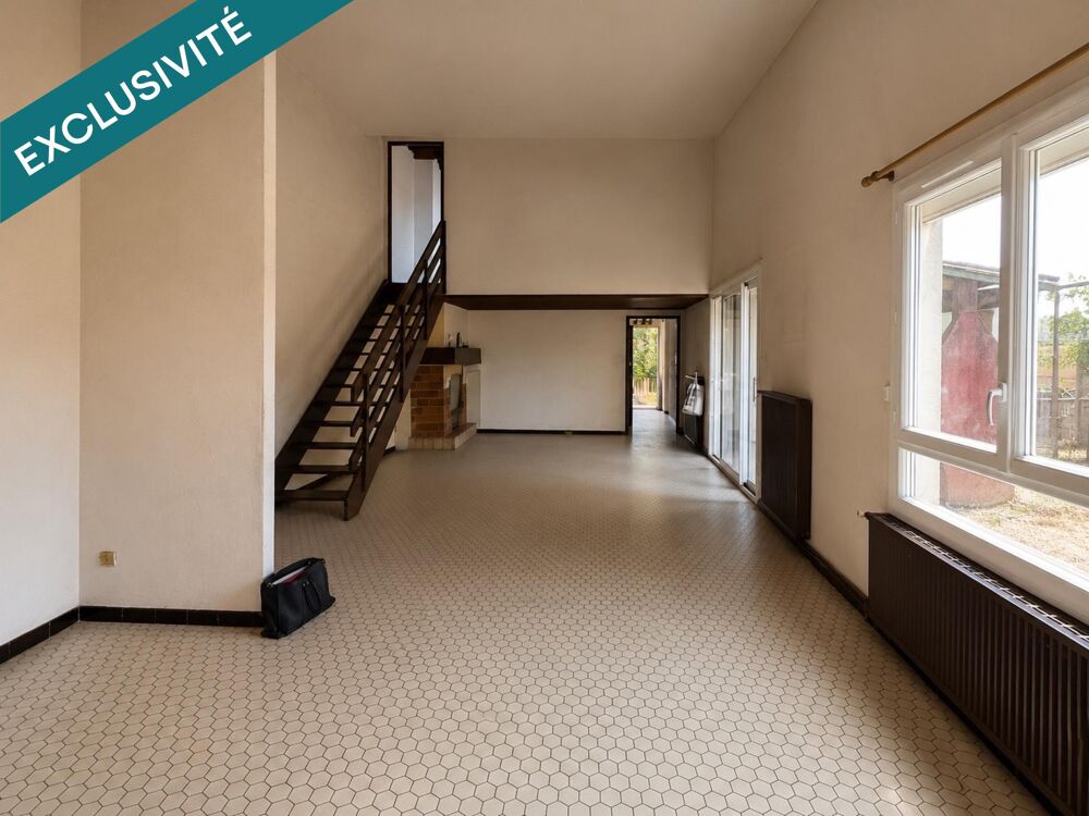 Vente Maison Maison familiale aux beaux volumes – 110 m² – Jusqu'à 4 chambres – Garage – Terrain de 474 m² – Trèbes Trebes