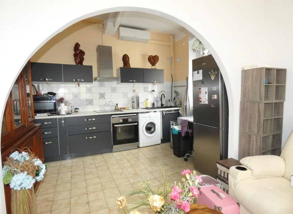Vente Maison Maison 4 chambres climatisée avec panneaux solaires – village toutes commodités Olonzac