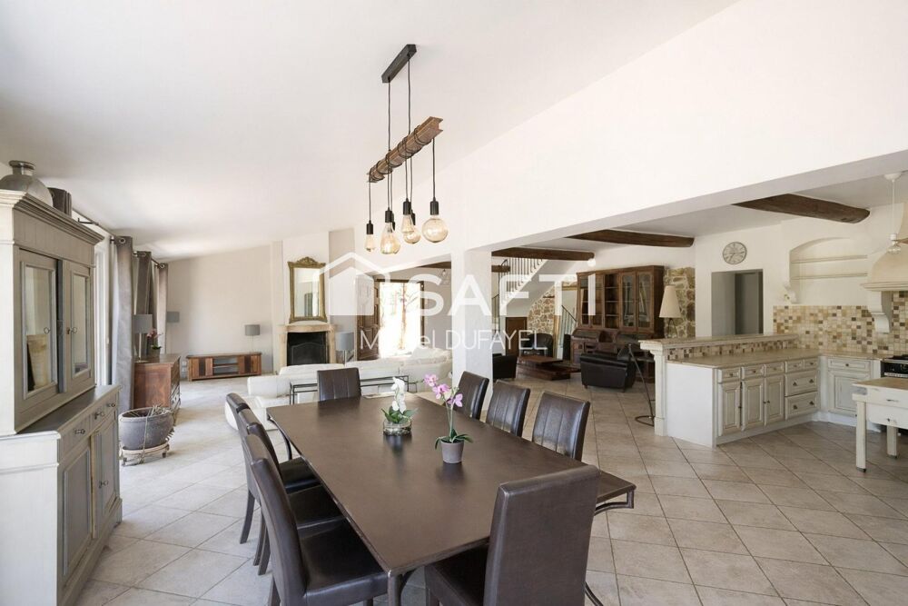 � vendre  Maison Bagnols-en-For�t (83600)