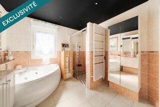  Maison à vendre 8 pièces 195 m²