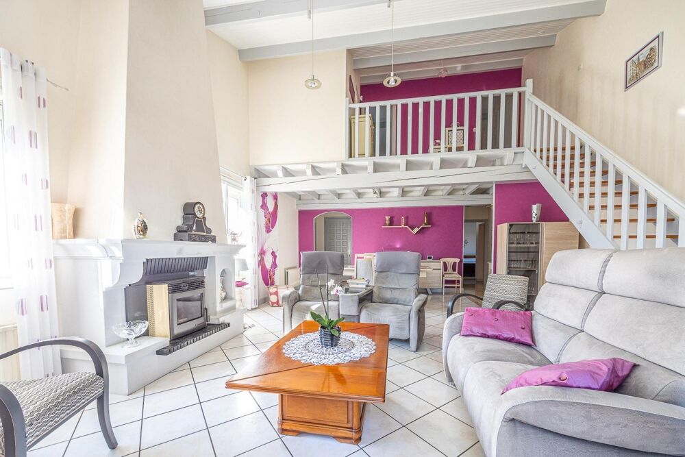 Vente Maison MAISON D'ARCHITECTE SUITE PARENTALE EN RDC ET DOUBLE GARAGE Chauray