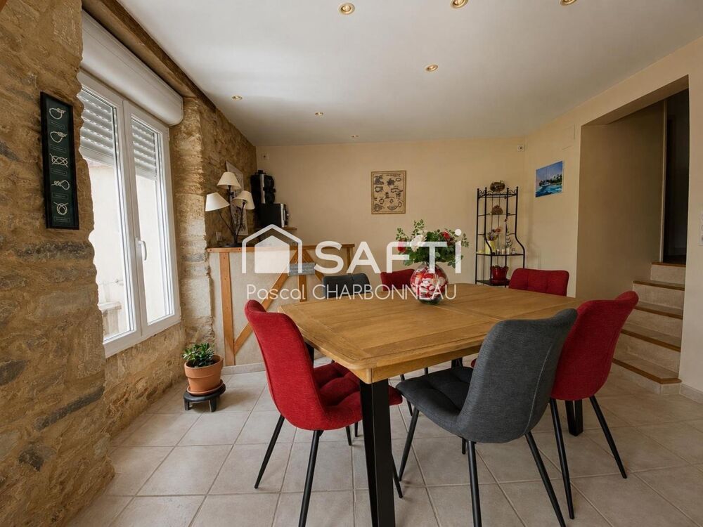 Maison de ville 4 chambres au total Possibilité de créer jusqu'à 3 logements locatifs