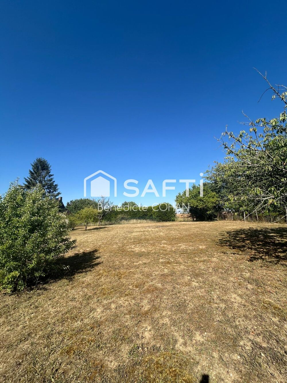 Vente Terrain Terrain constructible, dans une voie sans issus, à la campagne. Neuvy-en-dunois
