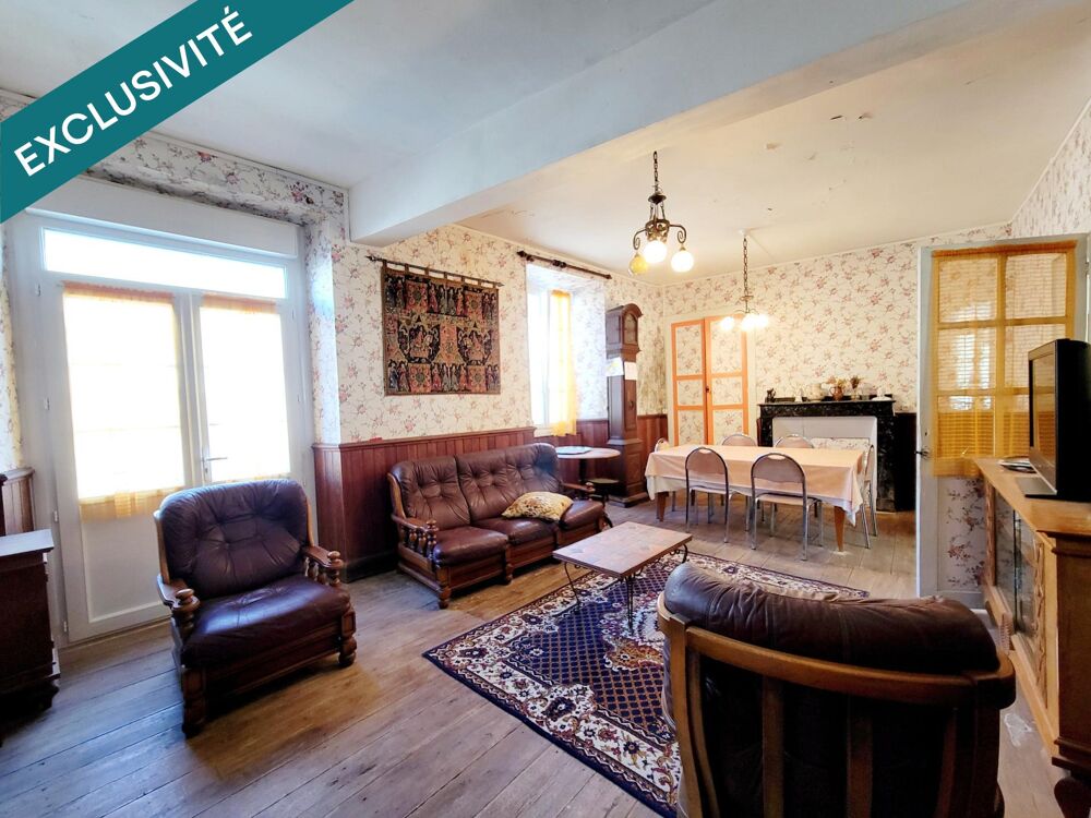 Vente Maison Charmante maison ancienne sur trois niveaux, trois chambres, une grange attenante à la maison, combles aménageables, porche, ate Fronsac