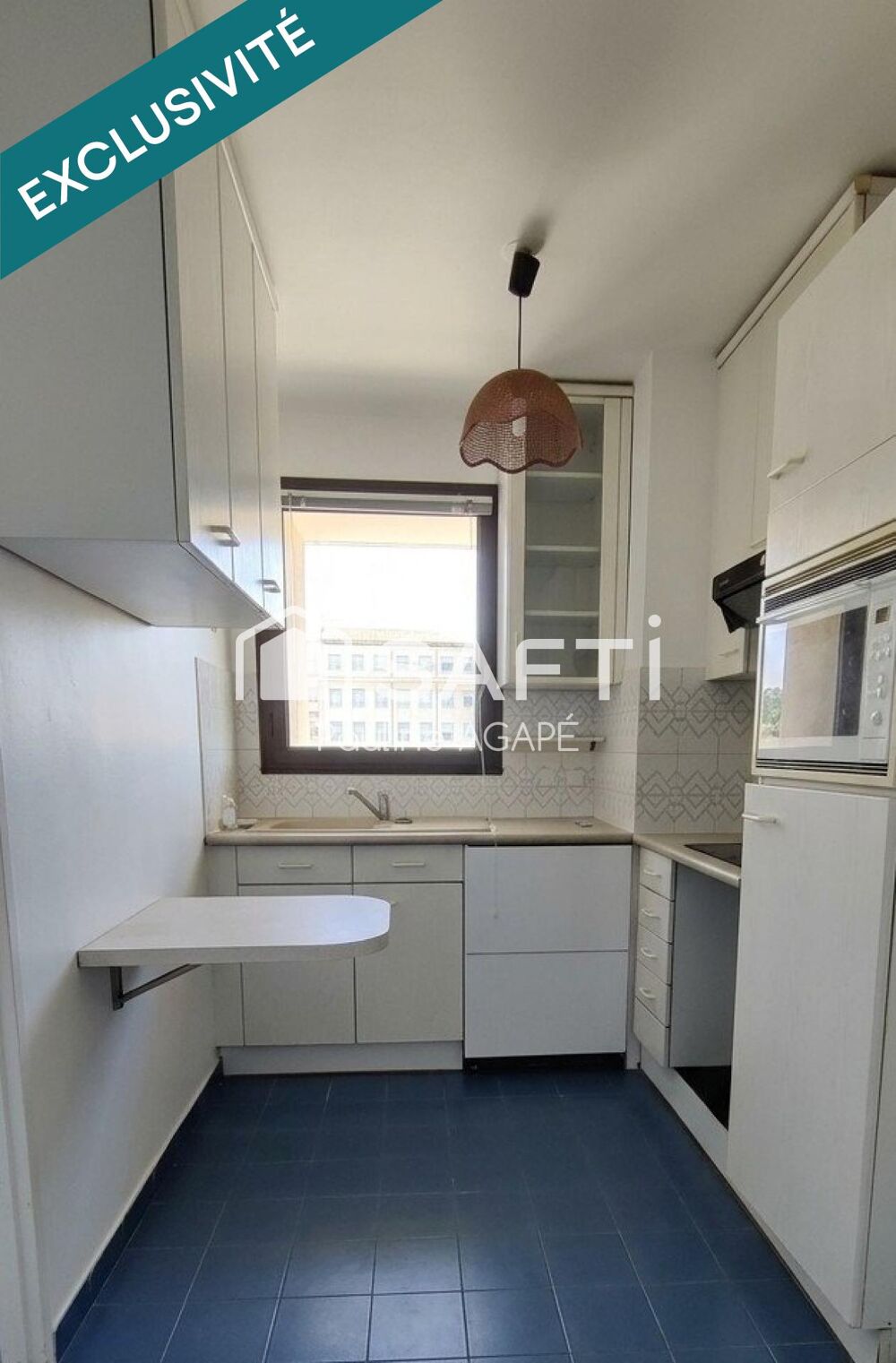 Vente Appartement 34000 T3 LUMINEUX, CLIMATISÉ, BOX FERMÉ ET DEUX CAVES Montpellier