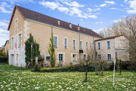   Un bien enchanteur dans un �crin de verdure. Maison - 7 pi�ce(s) - 406 m�