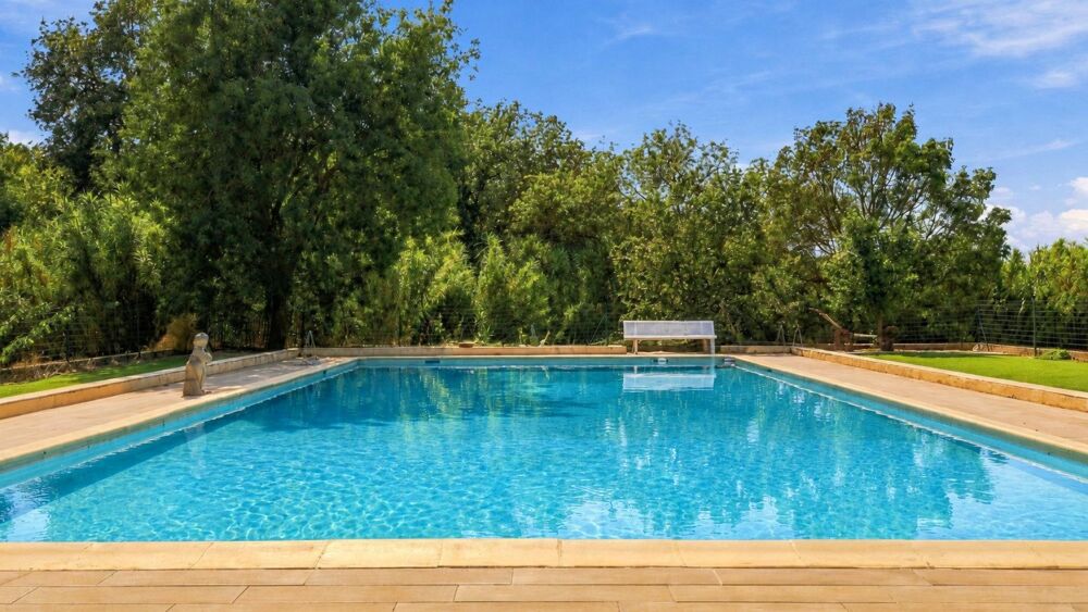 Grande propriété avec piscine au coeur de la nature