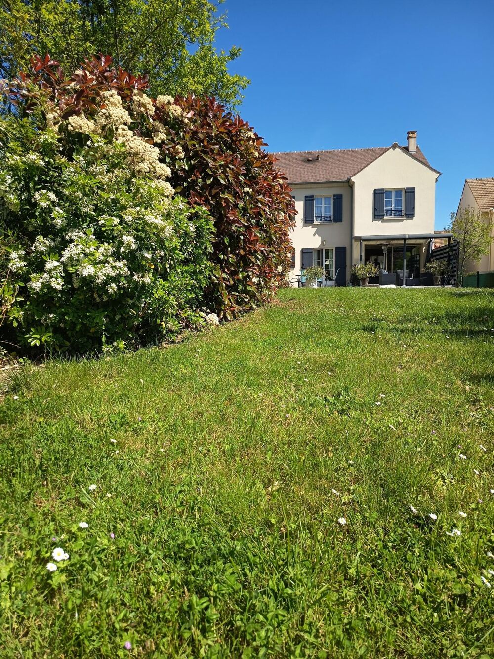 Magnifique Maison Récente au coeur de Courdimanche Village