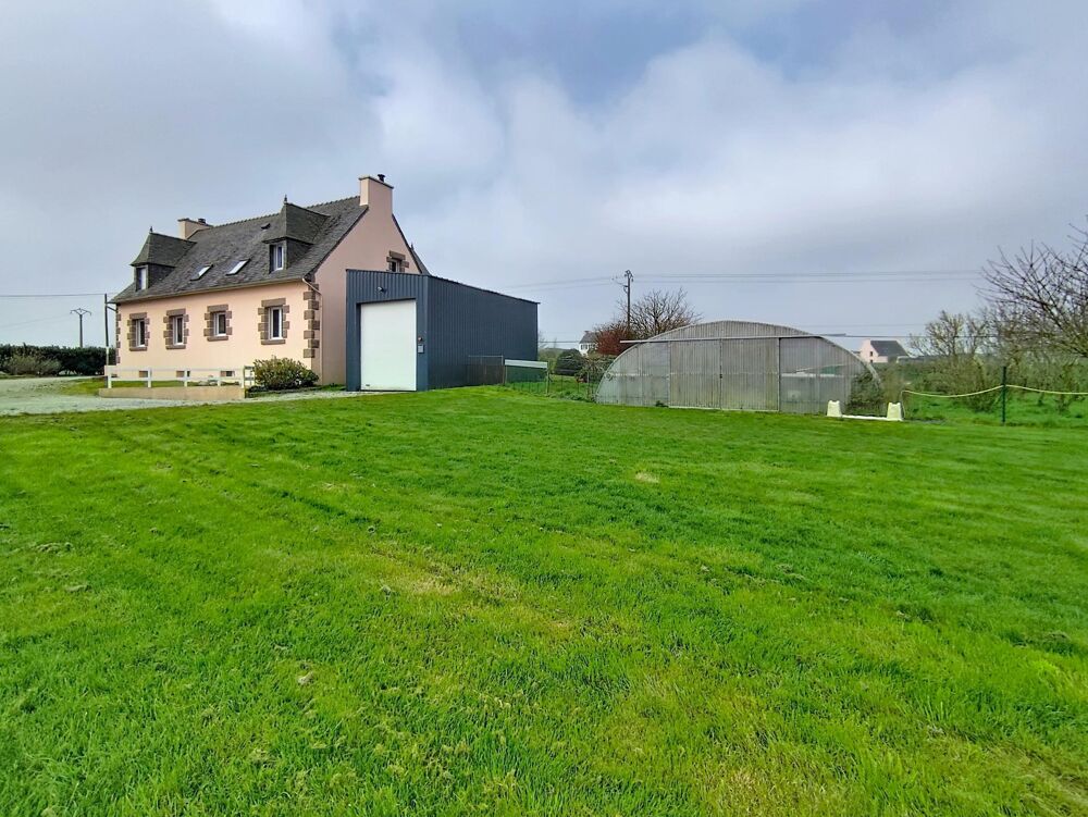Maison 8 pièces 188 m² · à Lanhouarneau · 188 m² · 279 000 €