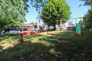  Maison � vendre 12 pi�ces 251 m�