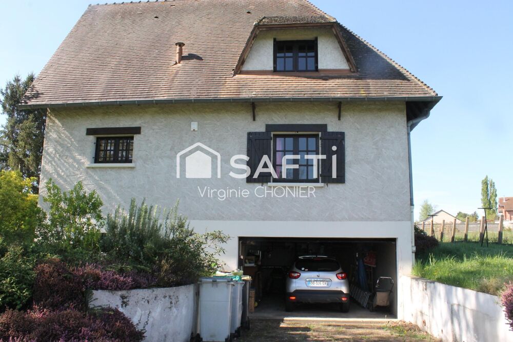 Vente Maison Maison d'architecte de 204m2 à rafraîchir Saint-remy-en-rollat