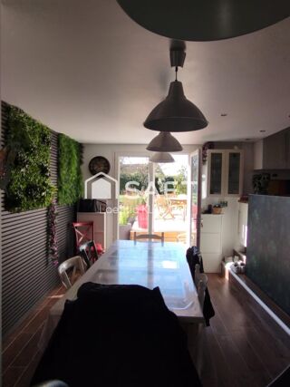  Maison à vendre 8 pièces 179 m²