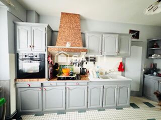  Maison  vendre 8 pices 152 m