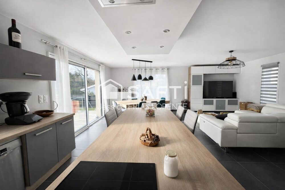 Vente Maison 1 suite, 3 chambres et 1 bureau! Fargues-saint-hilaire