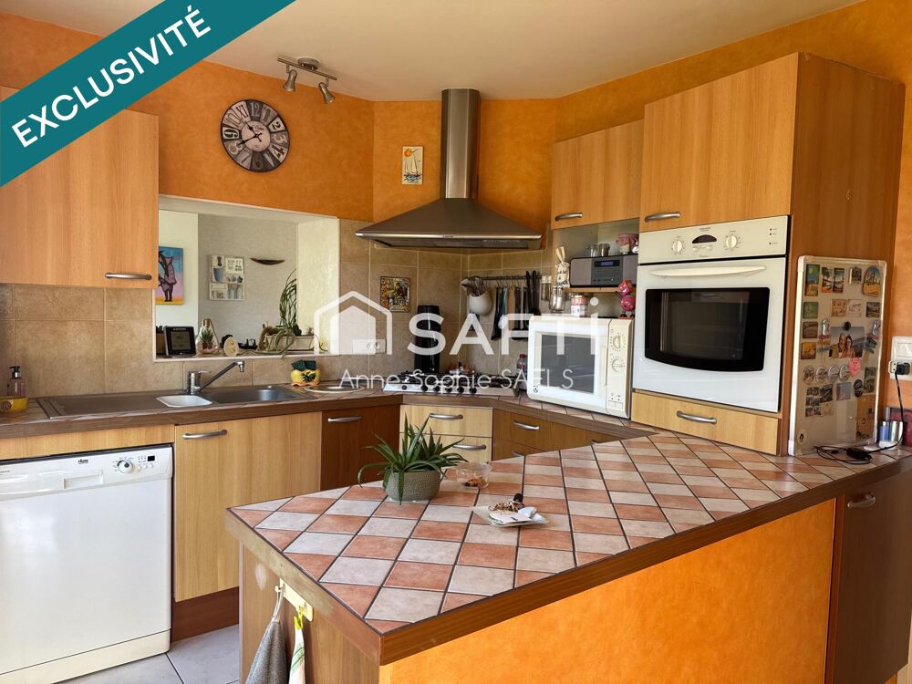 NIORT STE PEZENNE MAISON FAMILIALE 4CH JARDIN GARAGE