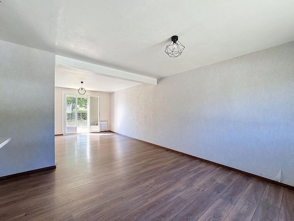 Vente Maison PAVILLON 4 CHAMBRES, 700M2 DE TERRAIN / PARCÉ Parce-sur-sarthe