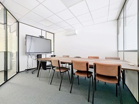   Bureaux professionnels meublés à Voiron Champfeuillet – 6 à 8 postes, DPE A 