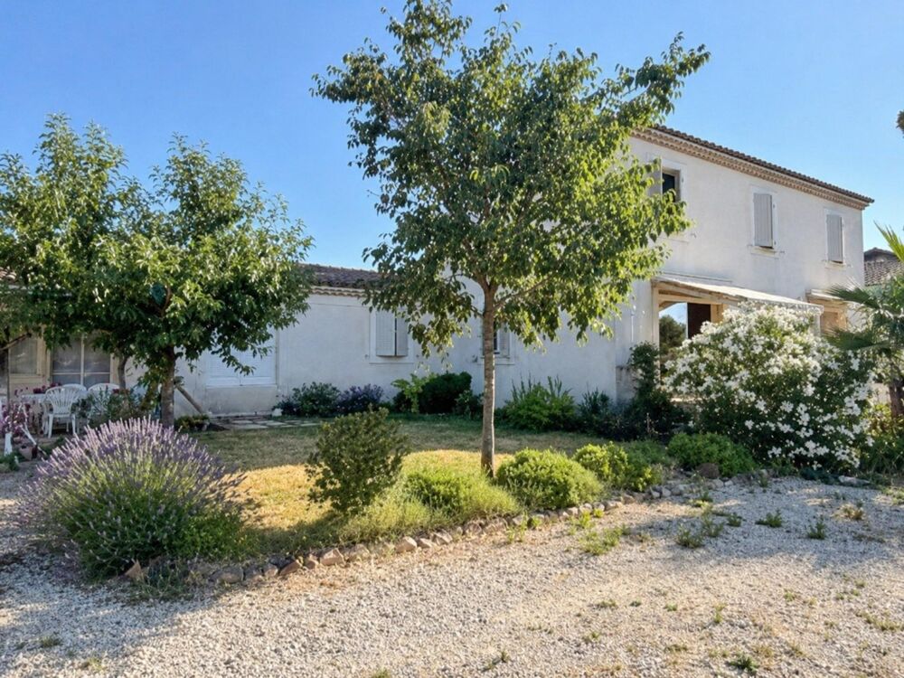 Vente Maison Maison 191 m² avec dépendance – 5 chambres – DPE A Avignon