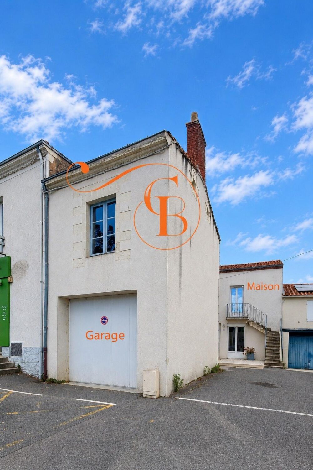 Maison entièrement rénovée + possibilité de garage