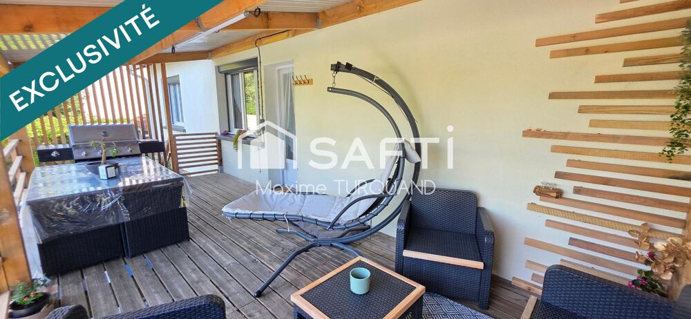 Pavillon sur sous-sol, 153m², 4 chambres, 945m² de terrain, 2 garages.