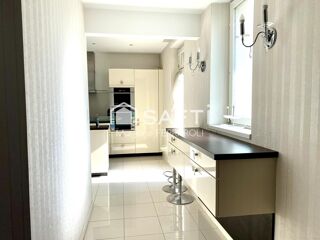  Appartement � louer 8 pi�ces 202 m� Strasbourg