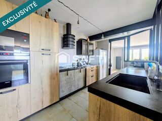  Maison � vendre 5 pi�ces 215 m�