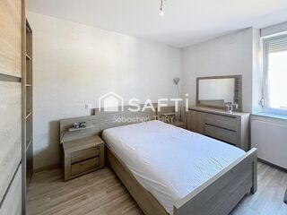  Appartement à louer 3 pièces 57 m²