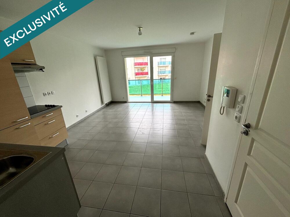 Ce jolie appartement récent libre pour senior.