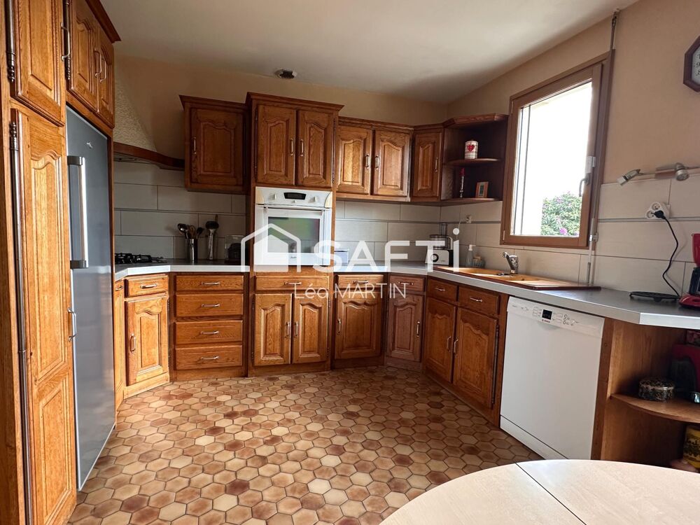 Vente Maison Pavillon sur sous sol 111m2 - 3 chambres Le may-sur-evre