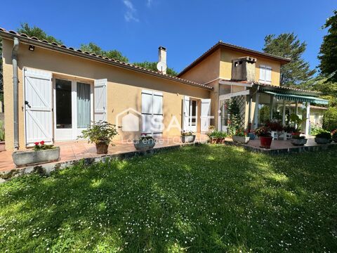   Maison de plain-pied 4 chambres Maison - 5 pi�ce(s) - 137 m�