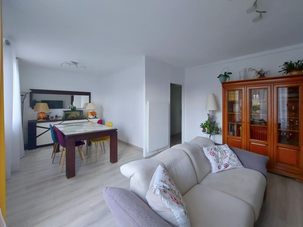 Vente Appartement Beau F4 de 80 m² avec garage – Proche commodités . Mantes-la-ville