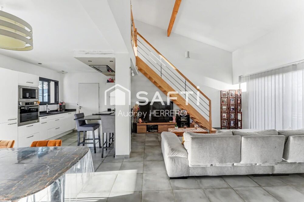 Vente Maison Maison T5 avec piscine à PECHBONNIEU Pechbonnieu