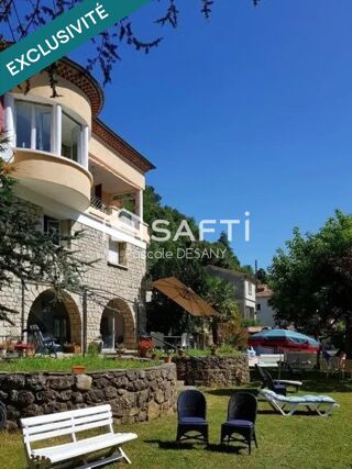  Maison  vendre 9 pices 275 m