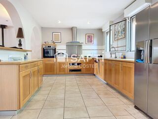  Maison � vendre 7 pi�ces 248 m�