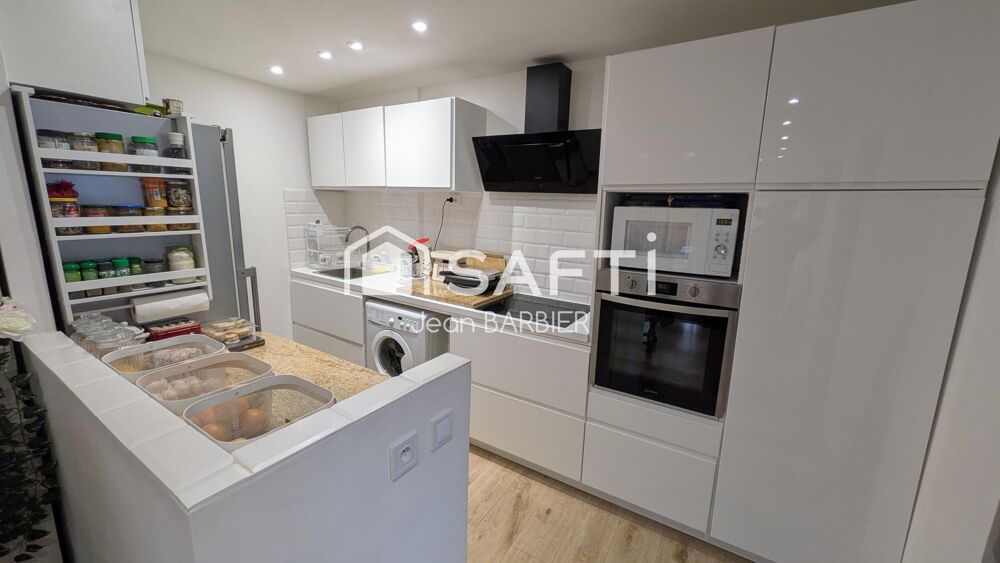 Vente Maison EN EXCLUSIVITE, sur le secteur de Toulon Ouest, charmante maison avec grand jardin exposée Sud Est. Toulon