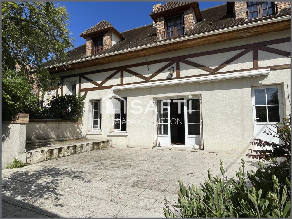 Ensemble de deux maisons totalisant 288 m² et 7 chambres sur un jardin clos de 1293m².