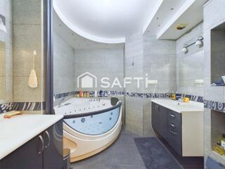  Appartement � vendre 5 pi�ces 97 m�