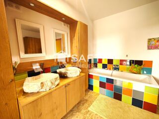  Maison � vendre 7 pi�ces 214 m�