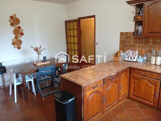  Maison  vendre 5 pices 196 m