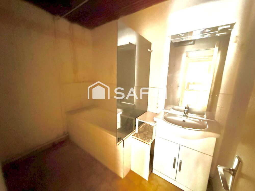 Vente Immeuble Lots de 2 appartements (studio de 39m2 et T3 de 52m2) à rénover! Le puy-sainte-reparade