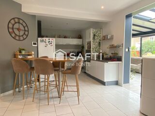  Maison  vendre 6 pices 128 m