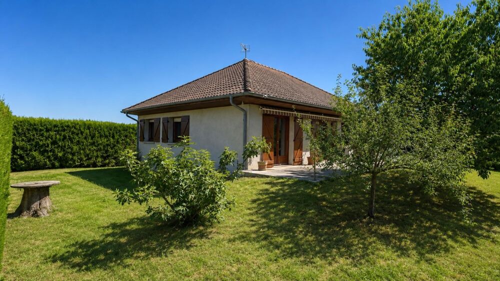 Tignieu Village  Maison familiale au calme