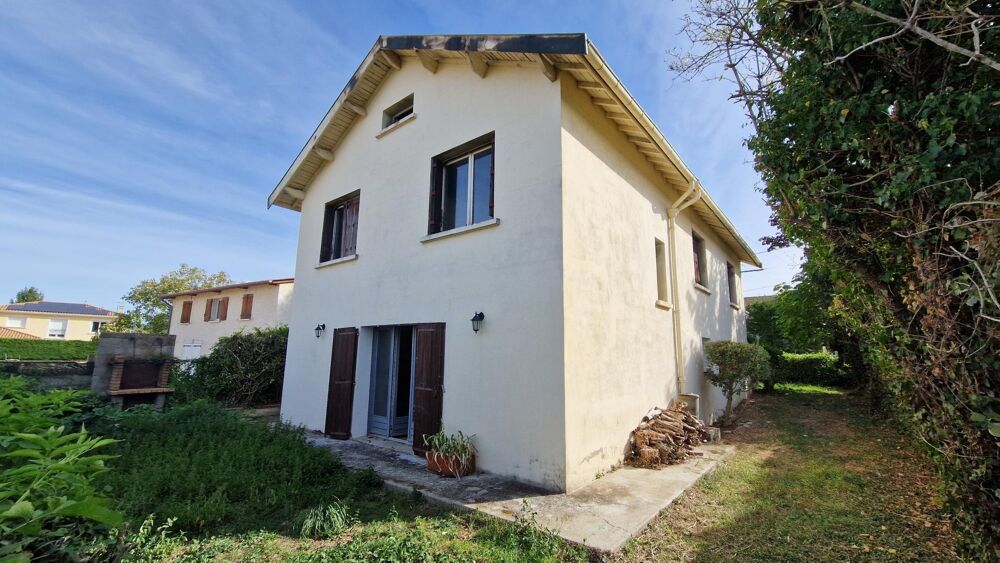 Vente Maison Maison 153m² 5 chambres à rénover, terrain 480m² Saint-bonnet-de-mure