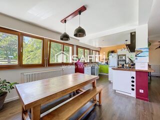  Maison � vendre 8 pi�ces 205 m�