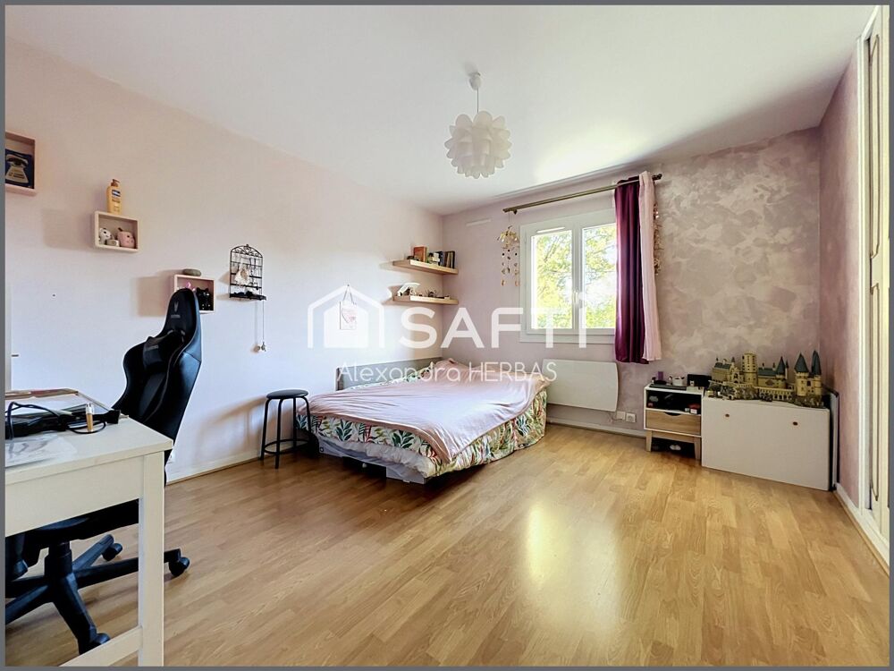 Vente Maison CESTAS – PROCHE BOURG – 4 CHAMBRES – PISCINE – FORT POTENTIEL Cestas