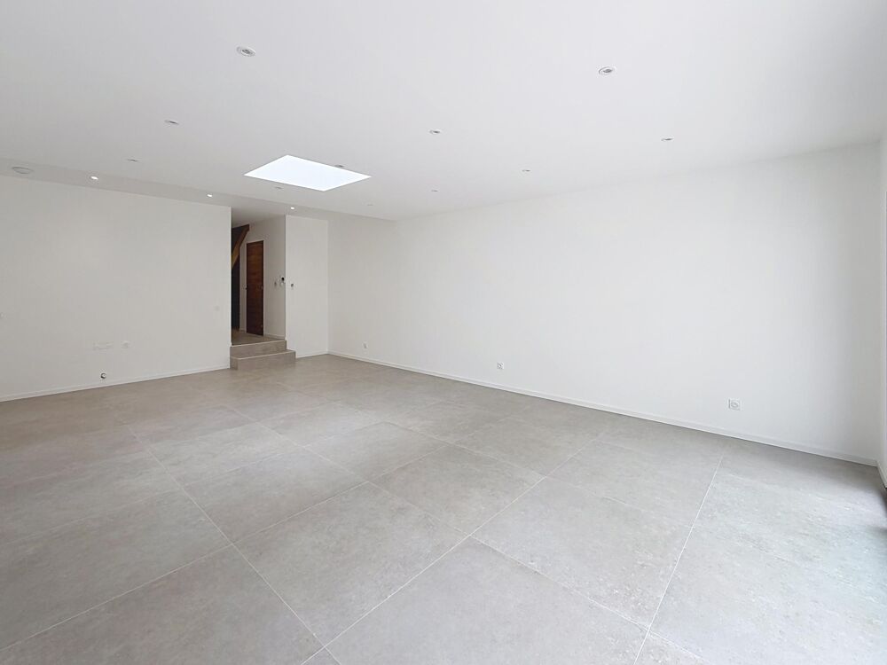 REIMS  Maison contemporaine avec jardin, garage et confort haut de gamme