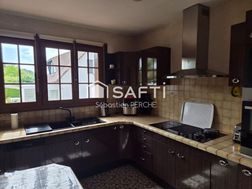 Vente Maison Maison 5 chambres sur sous-sol complet Tourville-la-riviere