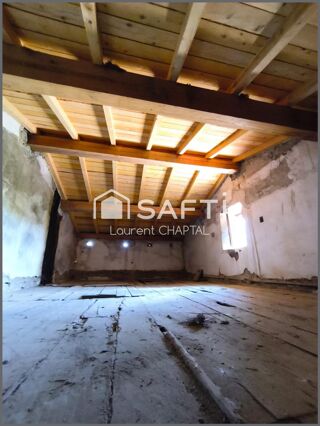 Immeuble à vendre 84 m²