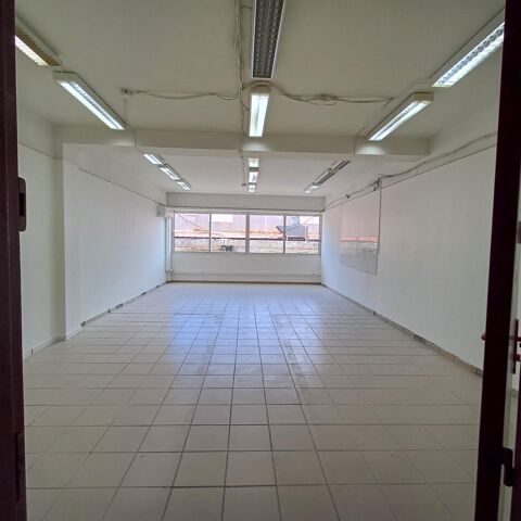 Local 52m2 106452 97220 La trinite